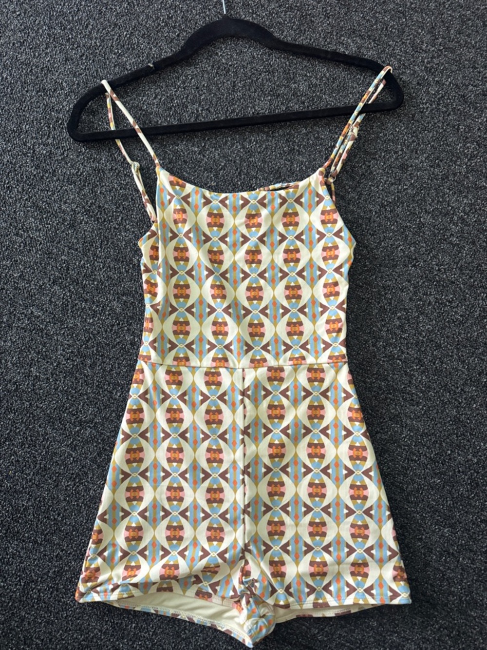 Sisstr looking glass one piece